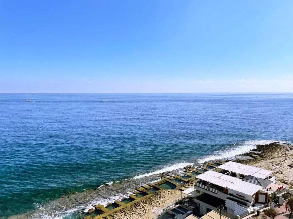 4-Bedroom Apartment in Sliema — photograph 1