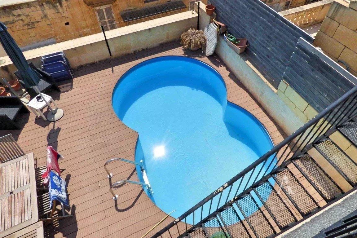 6-Bedroom House in Valletta — photograph 4