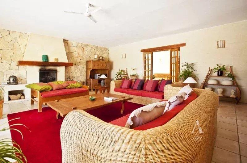 4-Bedroom Villa in Ghasri — photograph 3