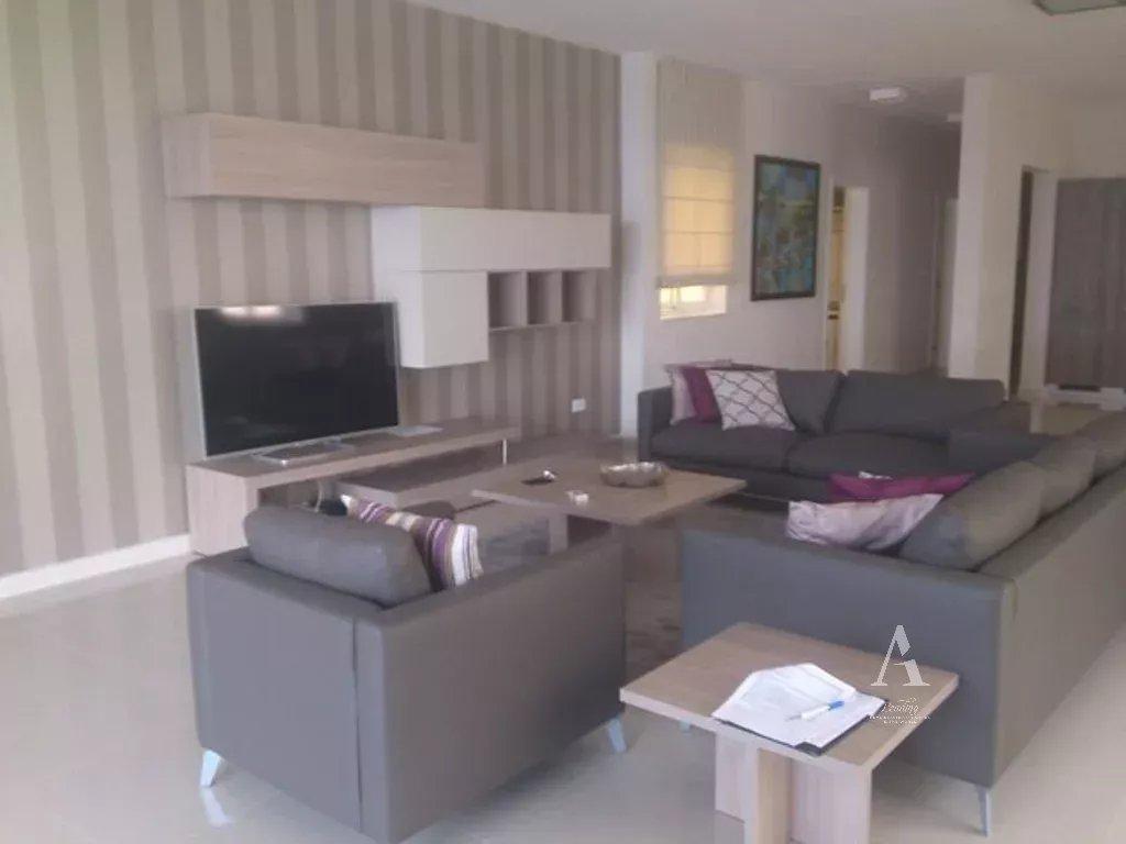 Furnished Sea-View Apartment in Sliema — photograph 4