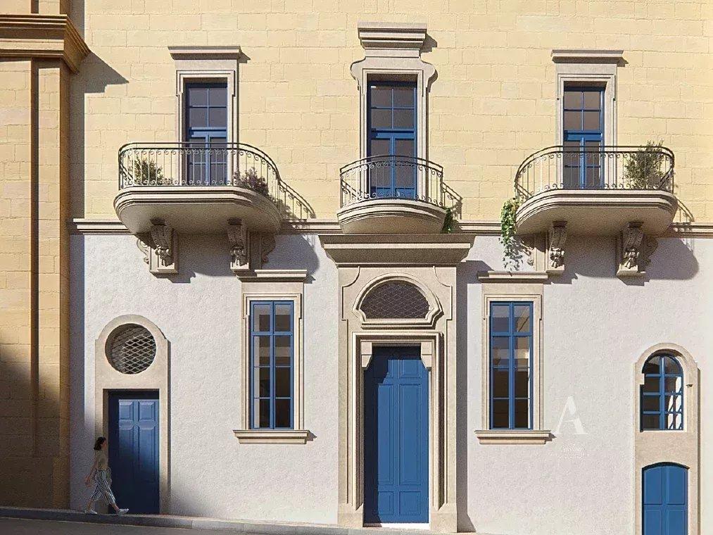 Business in Valletta — photograph 3
