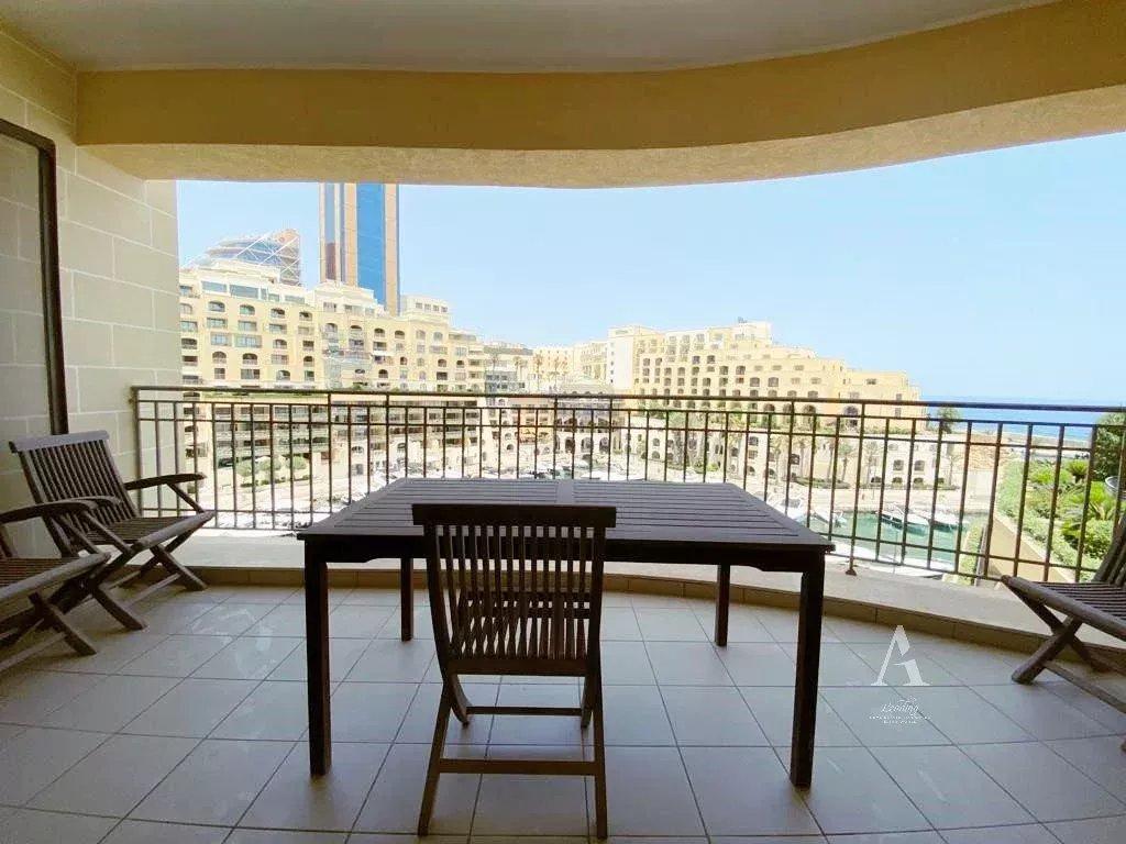 Furnished Waterfront Apartment in San Ġiljan — photograph 3