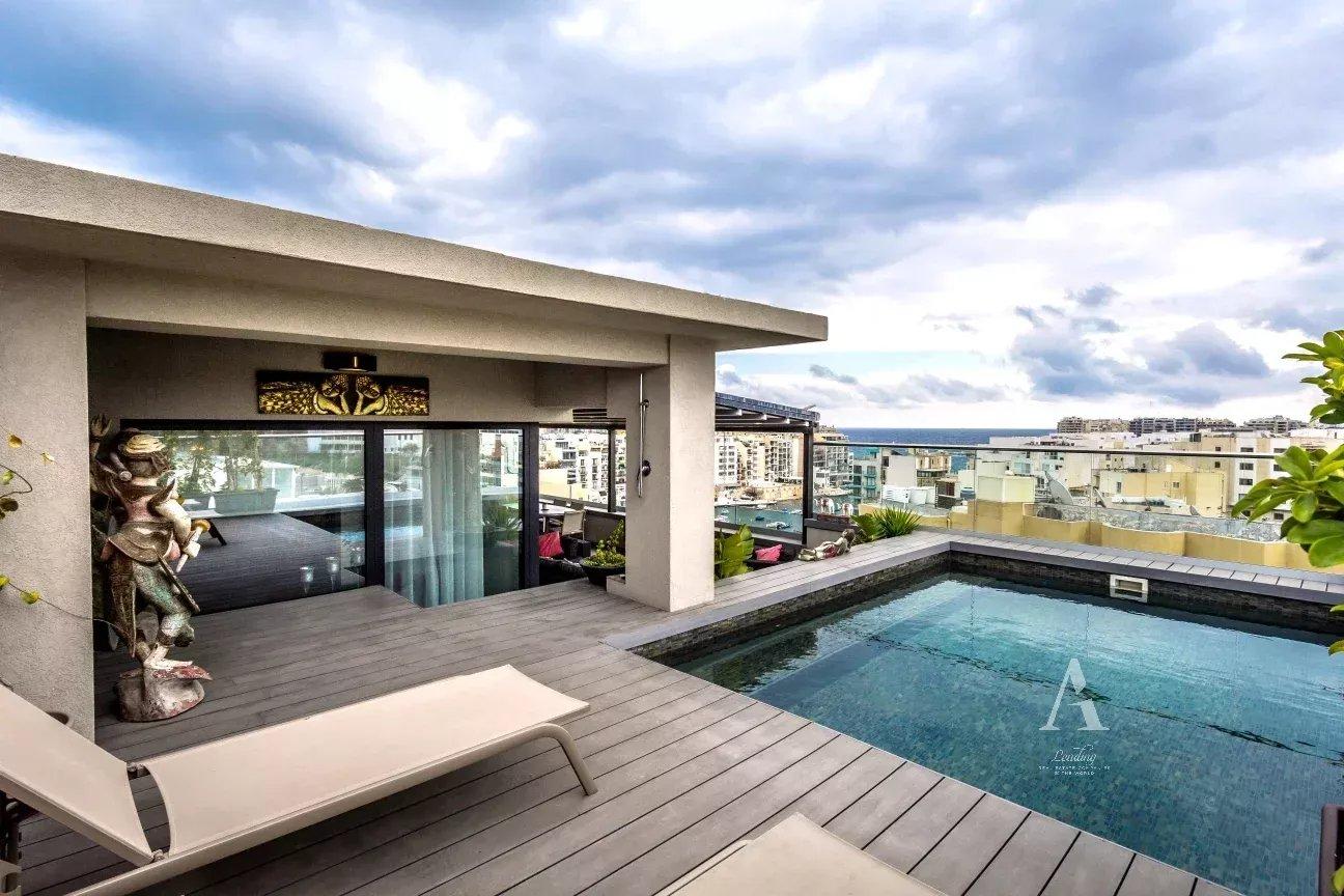 Penthouse with Pool in San Ġiljan — photograph 5