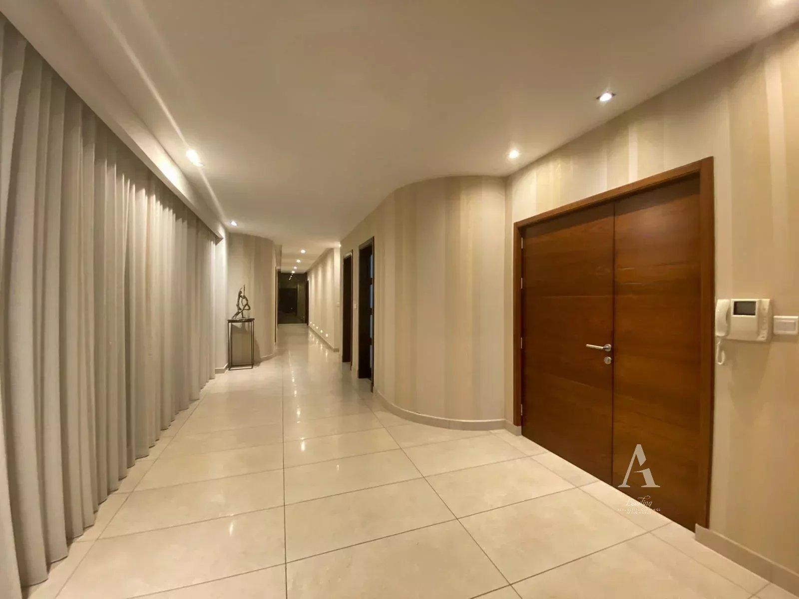 3-Bedroom Apartment in Ta' Xbiex — photograph 5