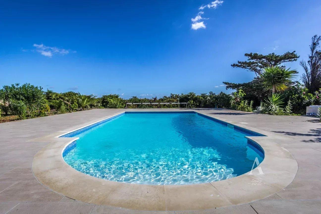 4-Bedroom Villa in Marsaxlokk — photograph 2