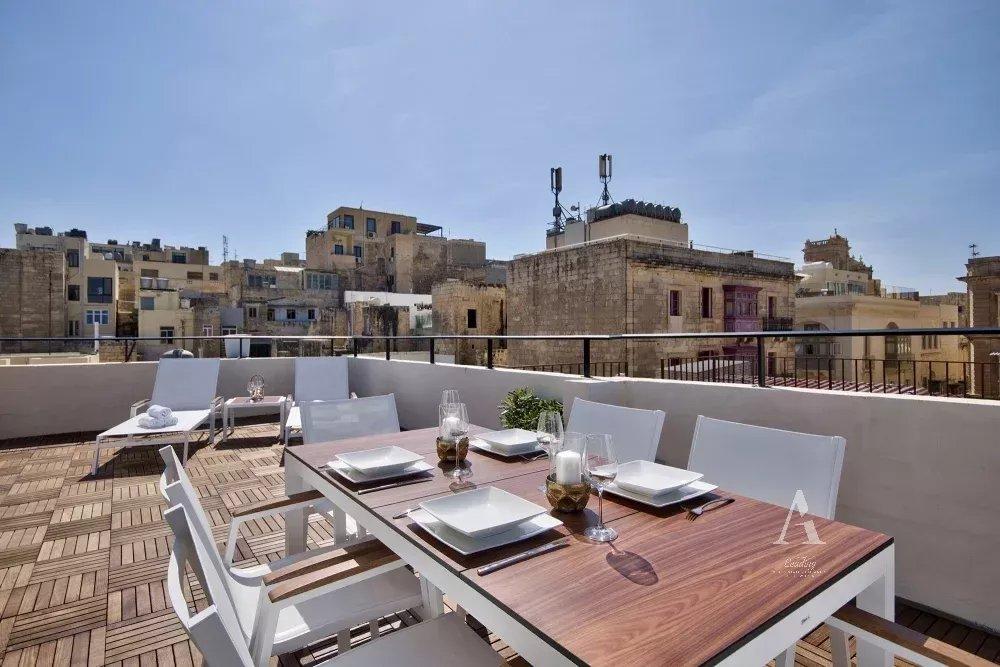Triplex in Valletta — photograph 5