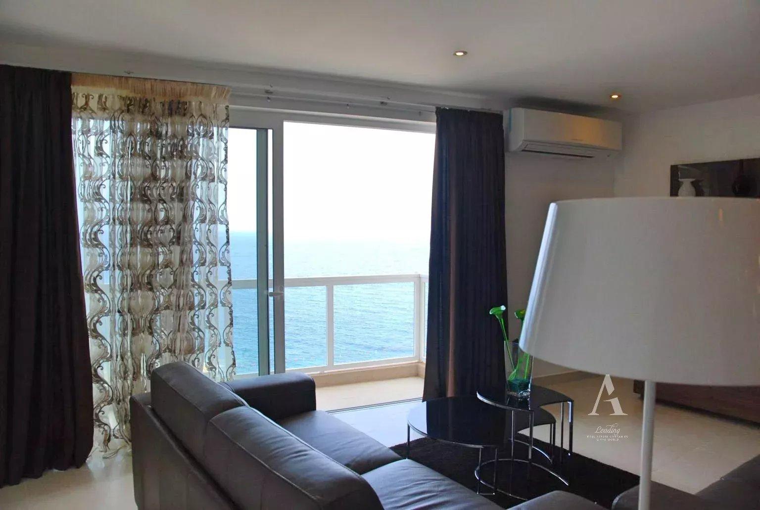 3-Bedroom Apartment in Sliema — photograph 4