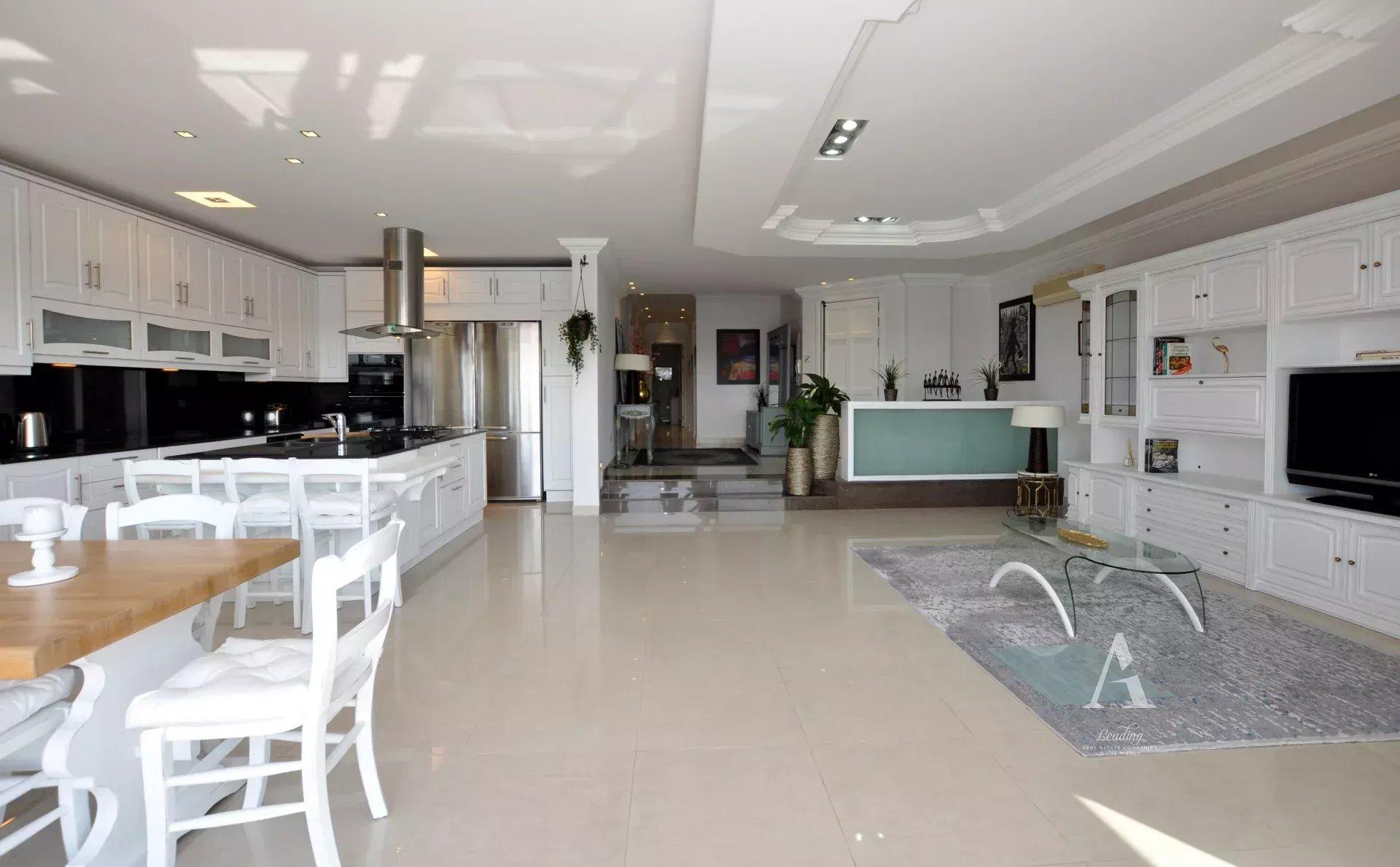 3-Bedroom Apartment in Sliema — photograph 4