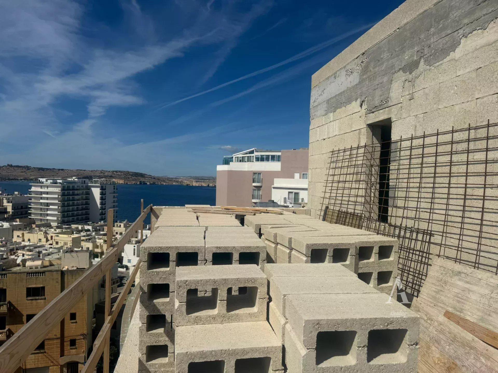 3-Bedroom Penthouse in Qawra — photograph 2