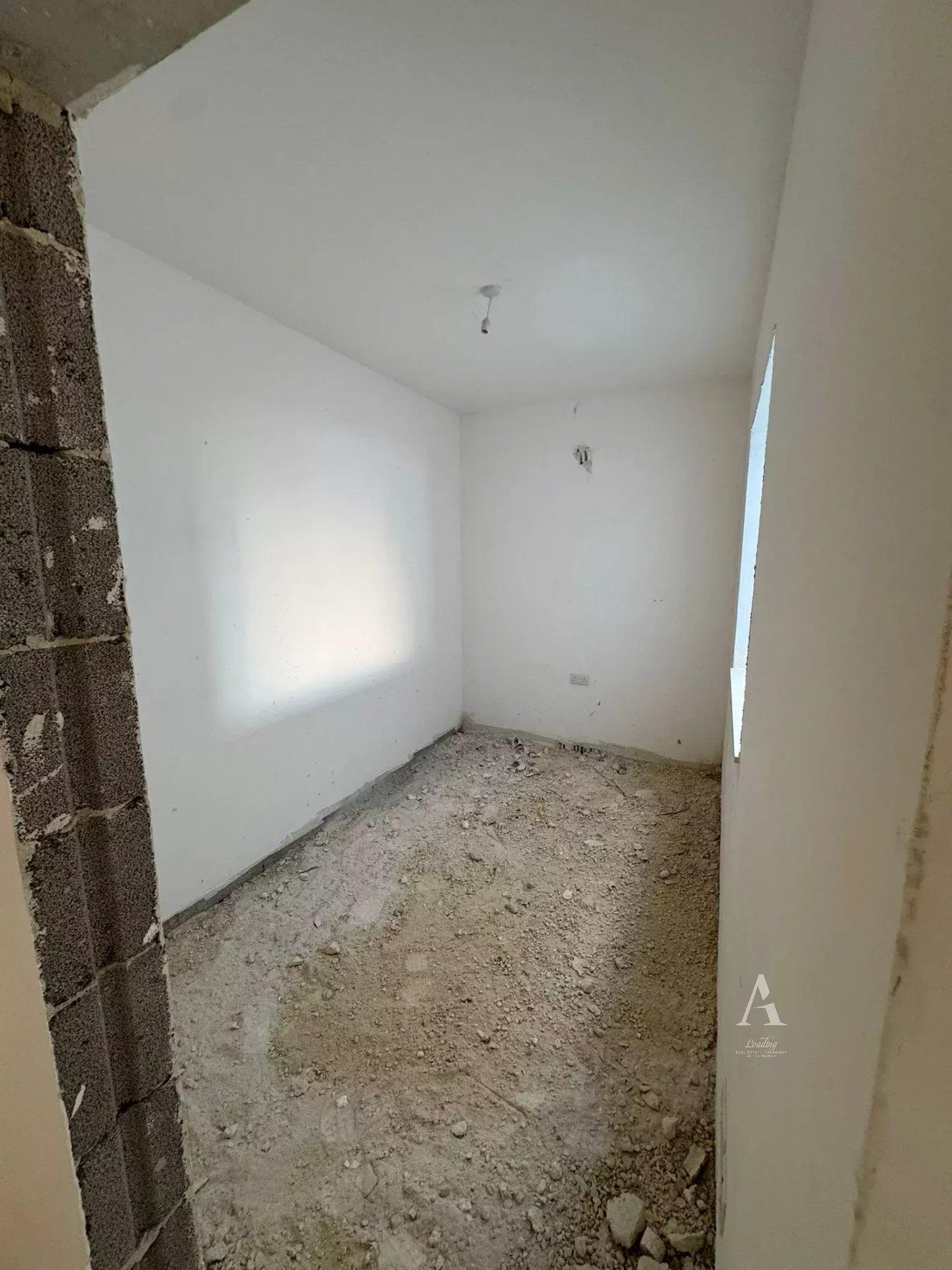 1-Bedroom Apartment in San Ġiljan — photograph 3