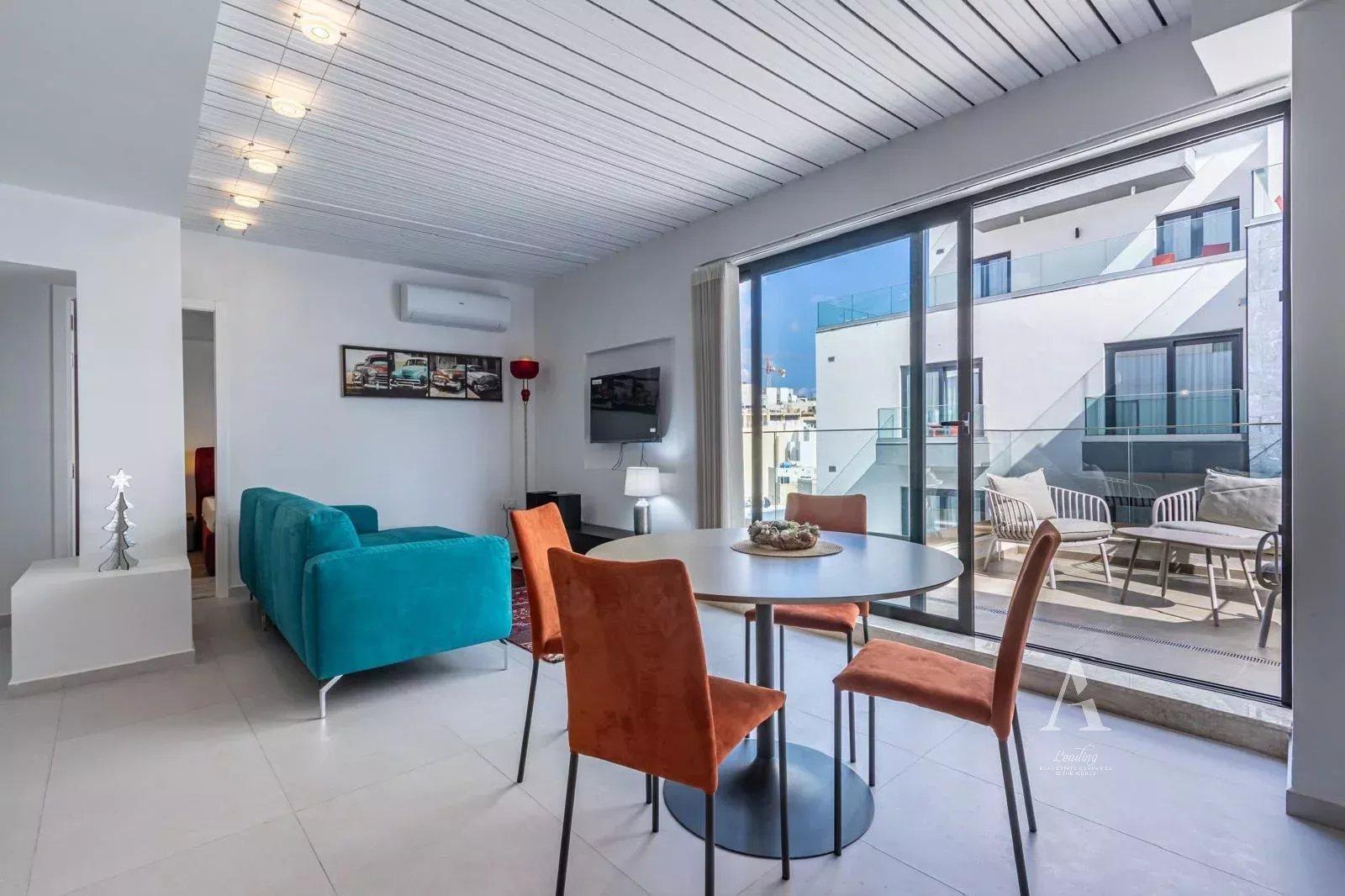 2-Bedroom Apartment in Gzira — photograph 4