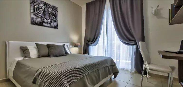 3-Bedroom Apartment in Sliema — photograph 3