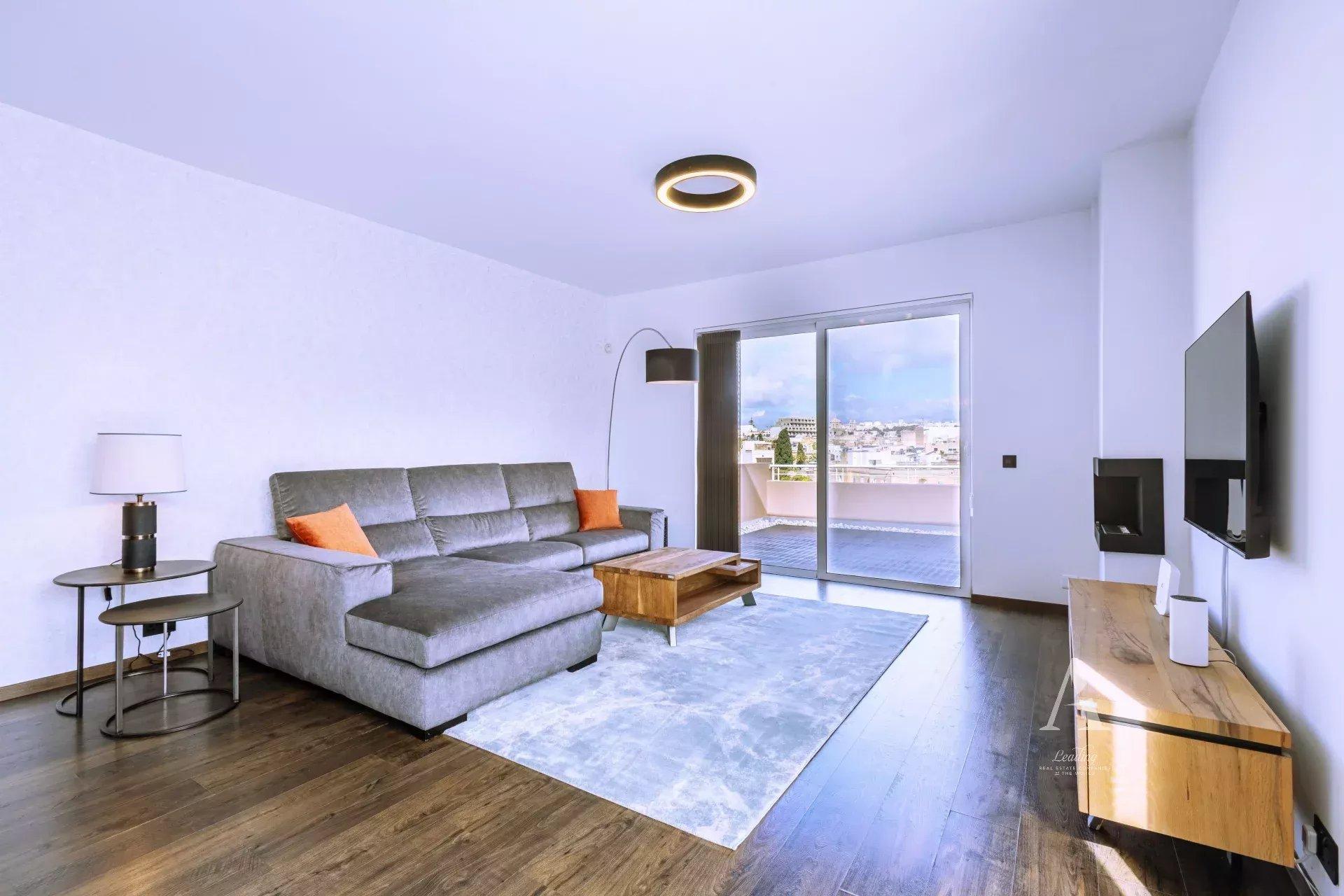 3-Bedroom Apartment in Sliema — photograph 4