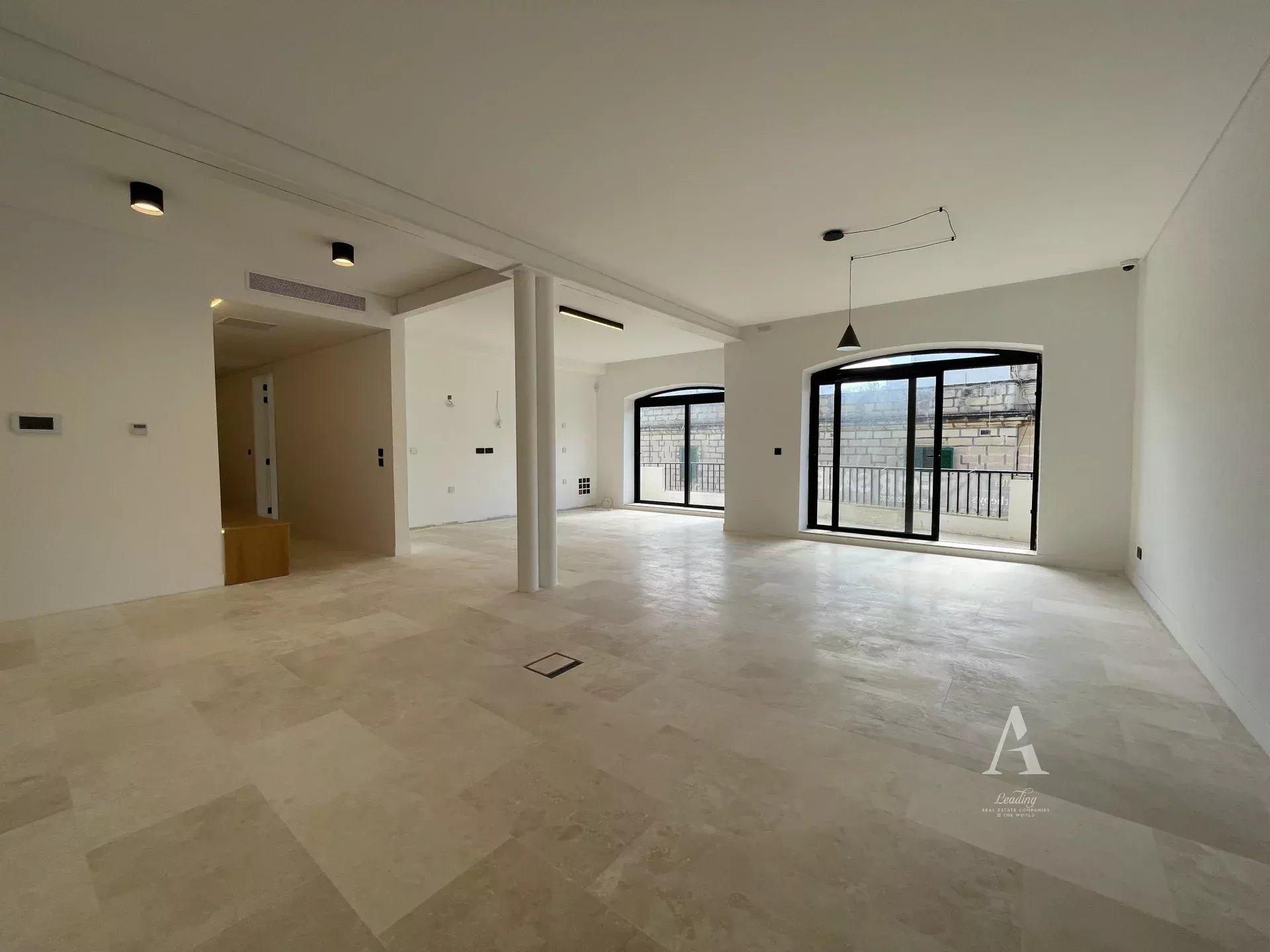 3-Bedroom Apartment in Sliema — photograph 3