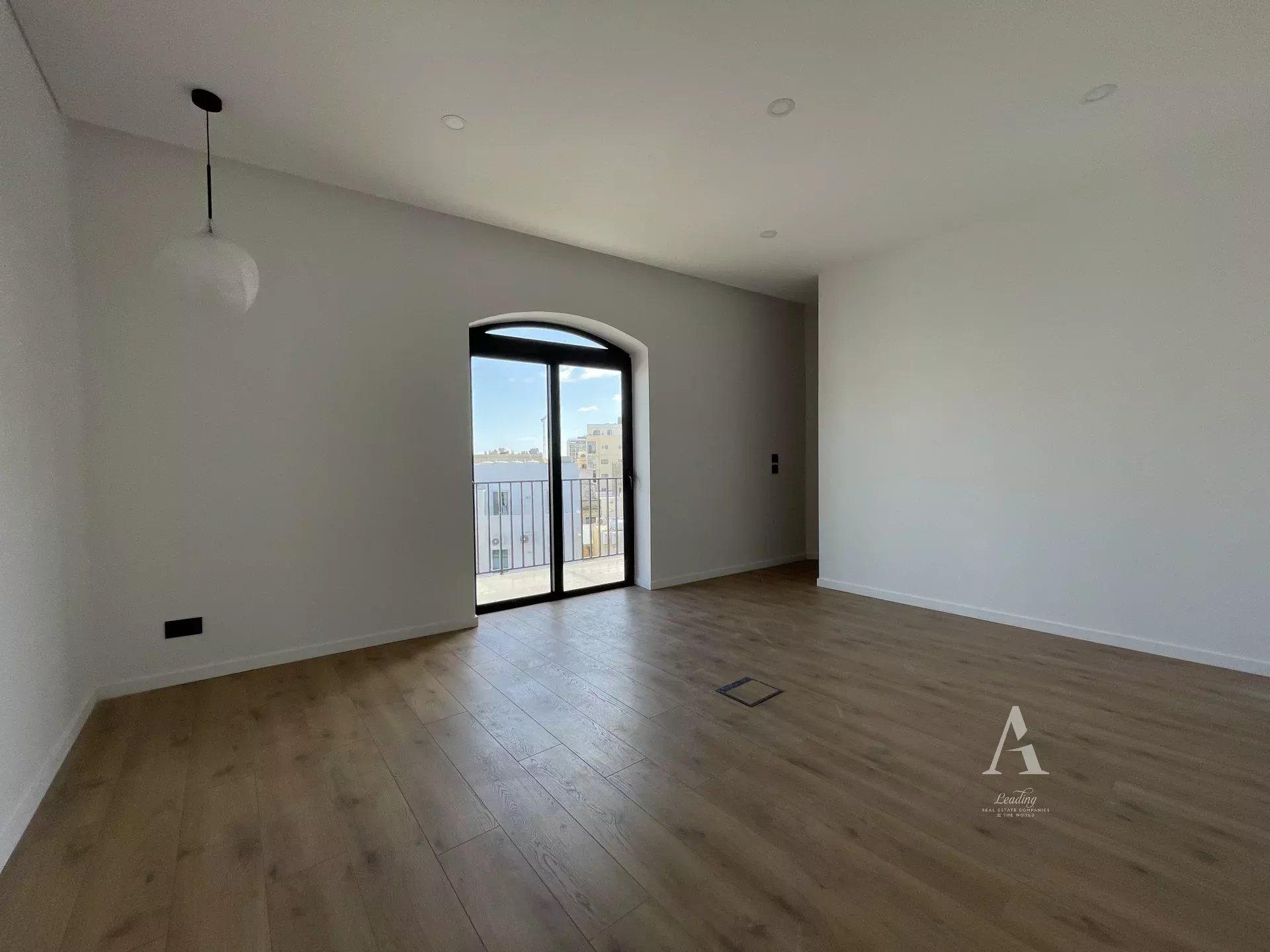 3-Bedroom Apartment in Sliema — photograph 5