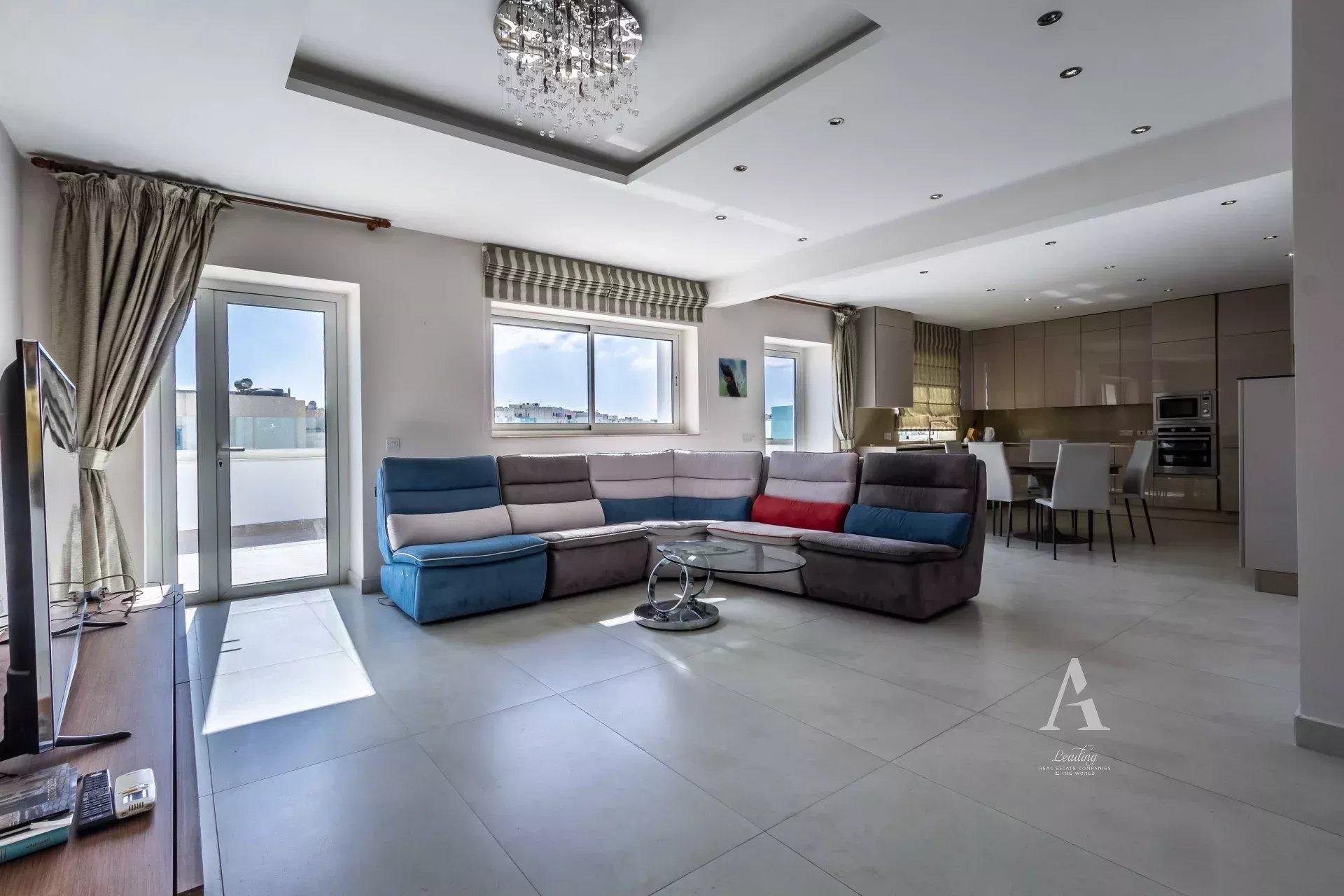 3-Bedroom Apartment in Sliema — photograph 3