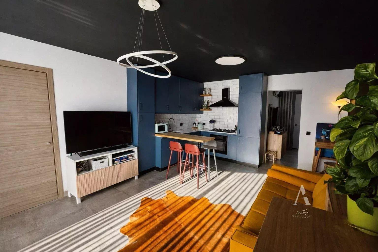 1-Bedroom Penthouse in Tarxien — photograph 4