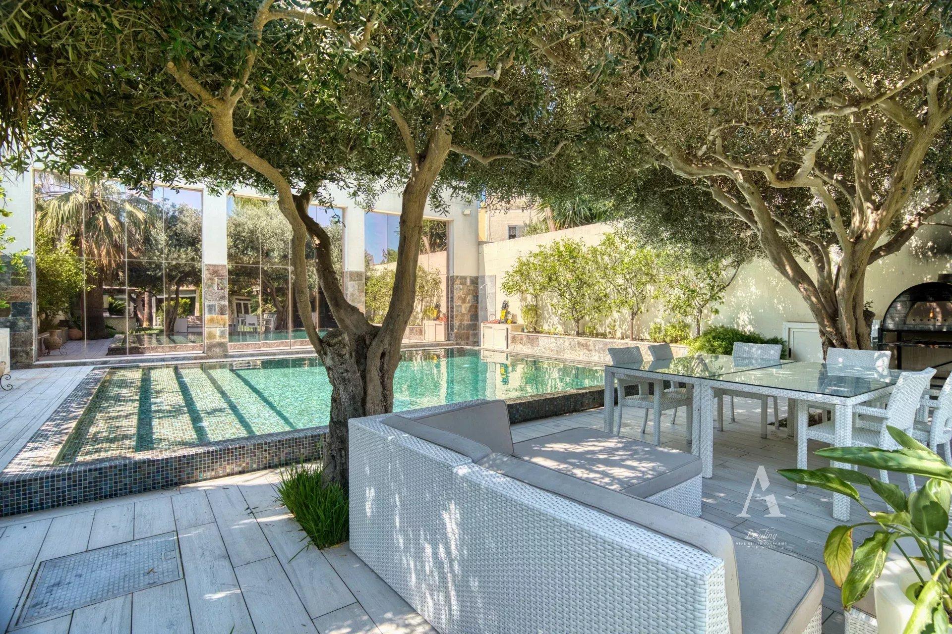 4-Bedroom Villa in Mosta — photograph 5