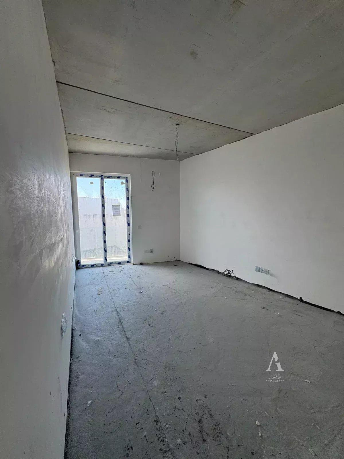 1-Bedroom Apartment in Birzebbuga — photograph 3