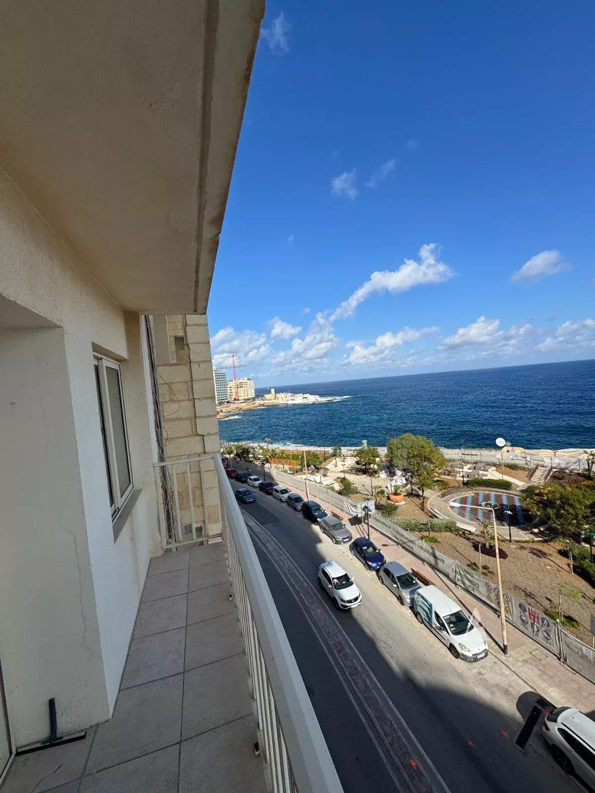 Apartment in Sliema — photograph 3