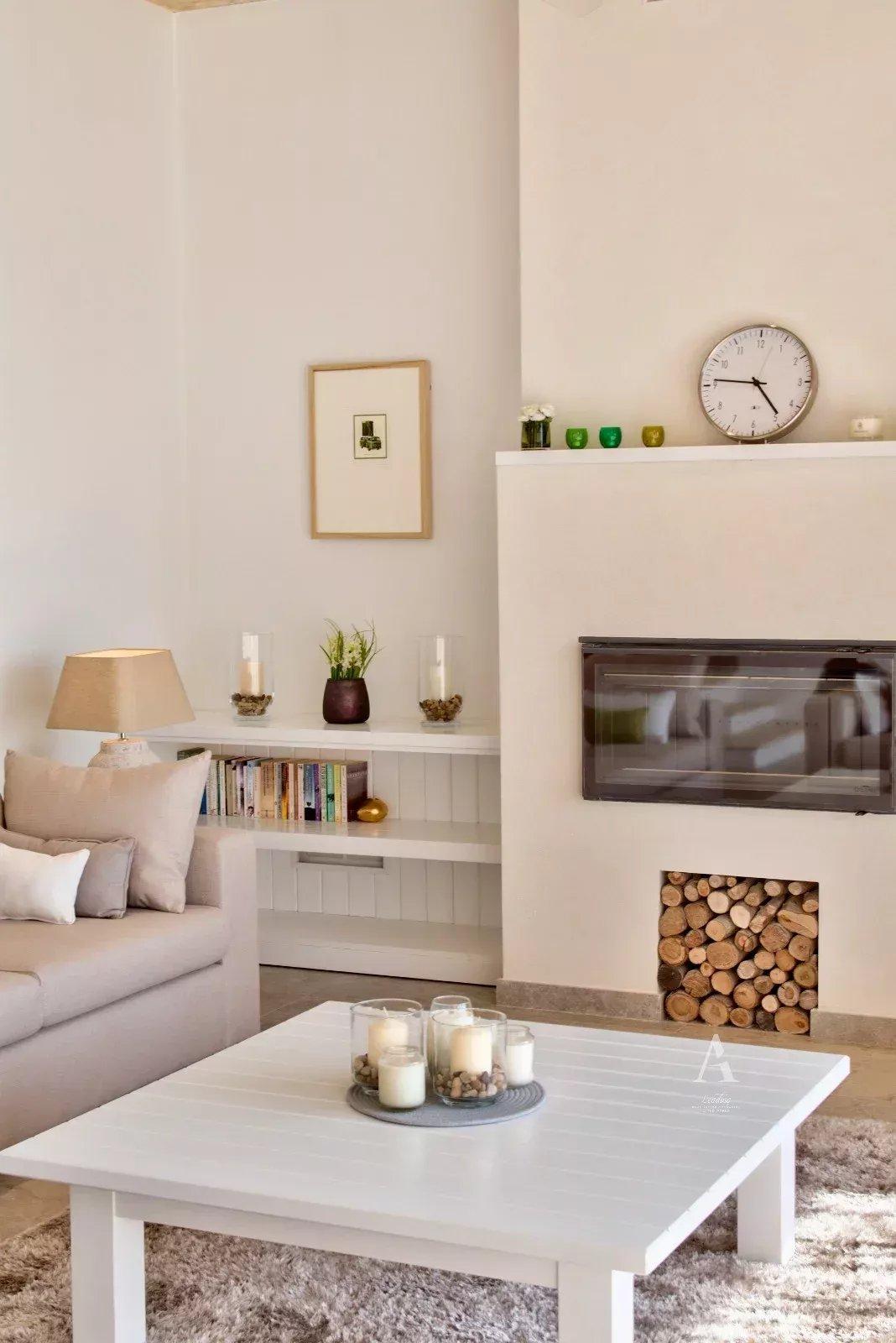 6-Bedroom Villa in Mellieha — photograph 3