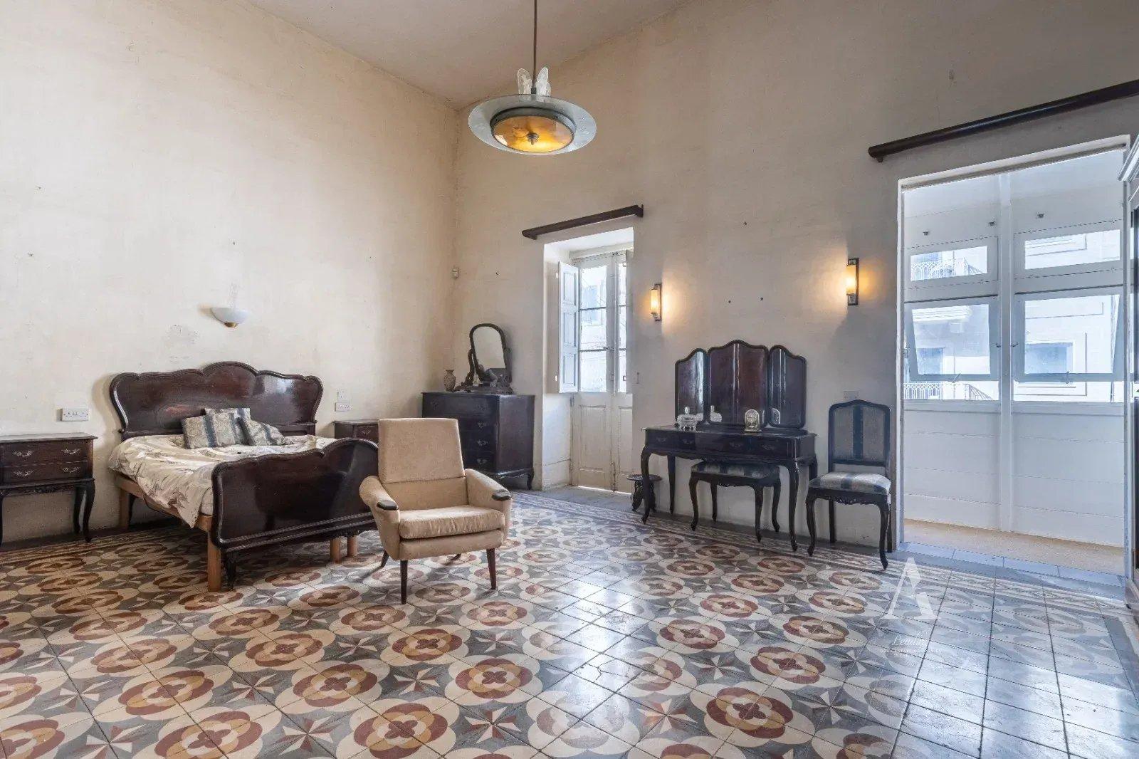 3-Bedroom Townhouse in Sliema — photograph 5