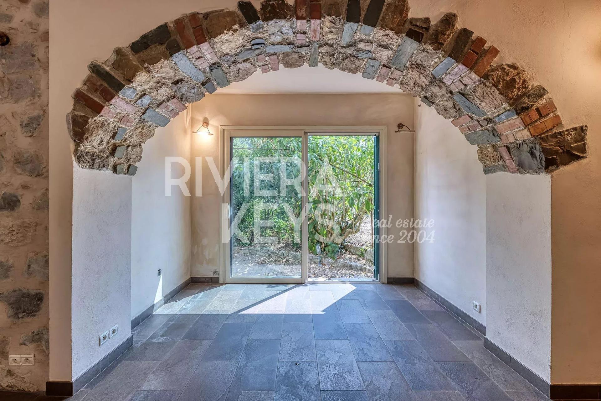 Private Family House on the Riviera — photograph 5