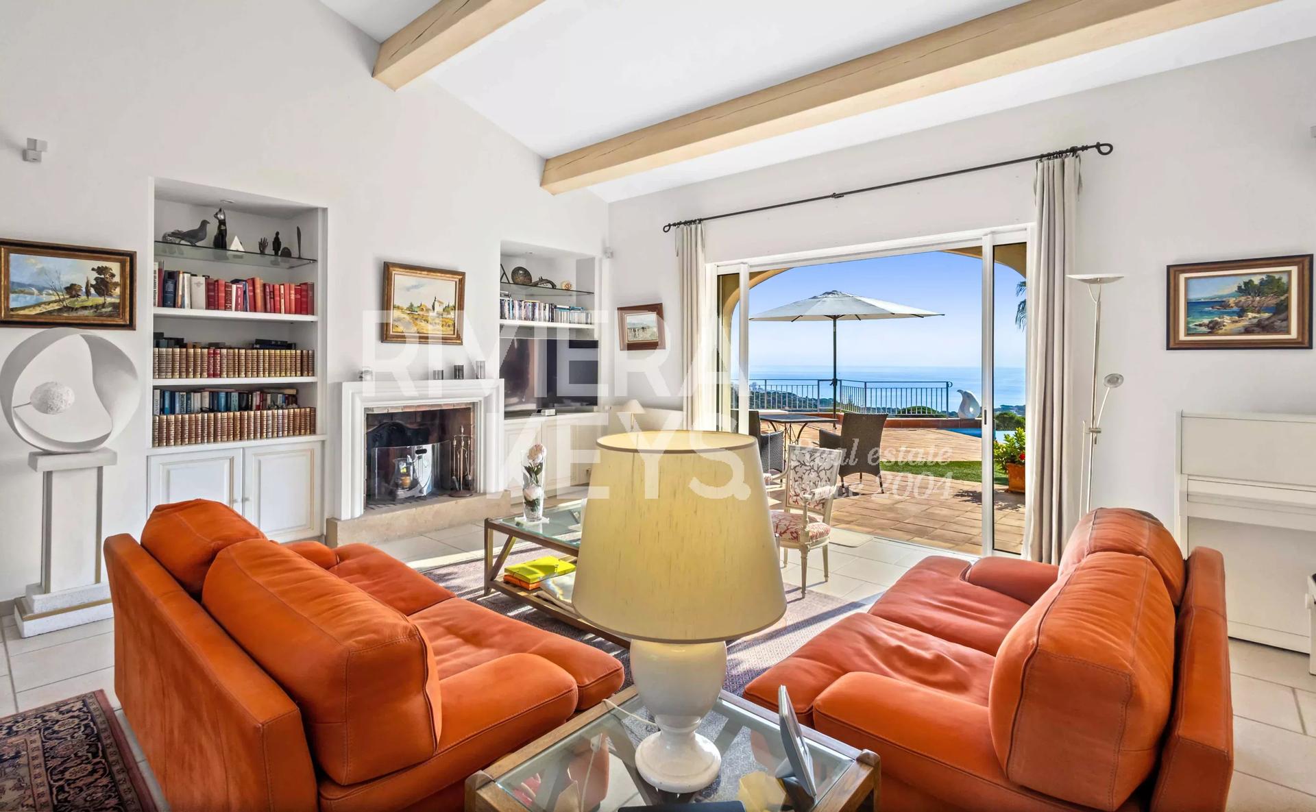 5-Bedroom Villa in Sainte-Maxime — photograph 2