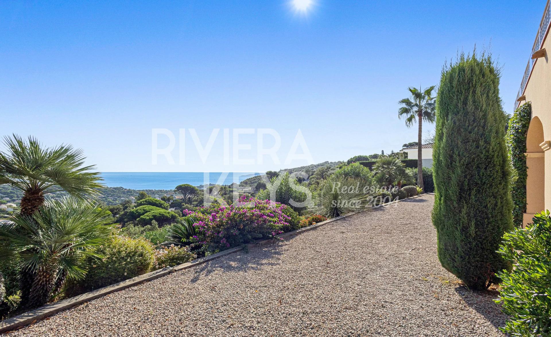 5-Bedroom Villa in Sainte-Maxime — photograph 4