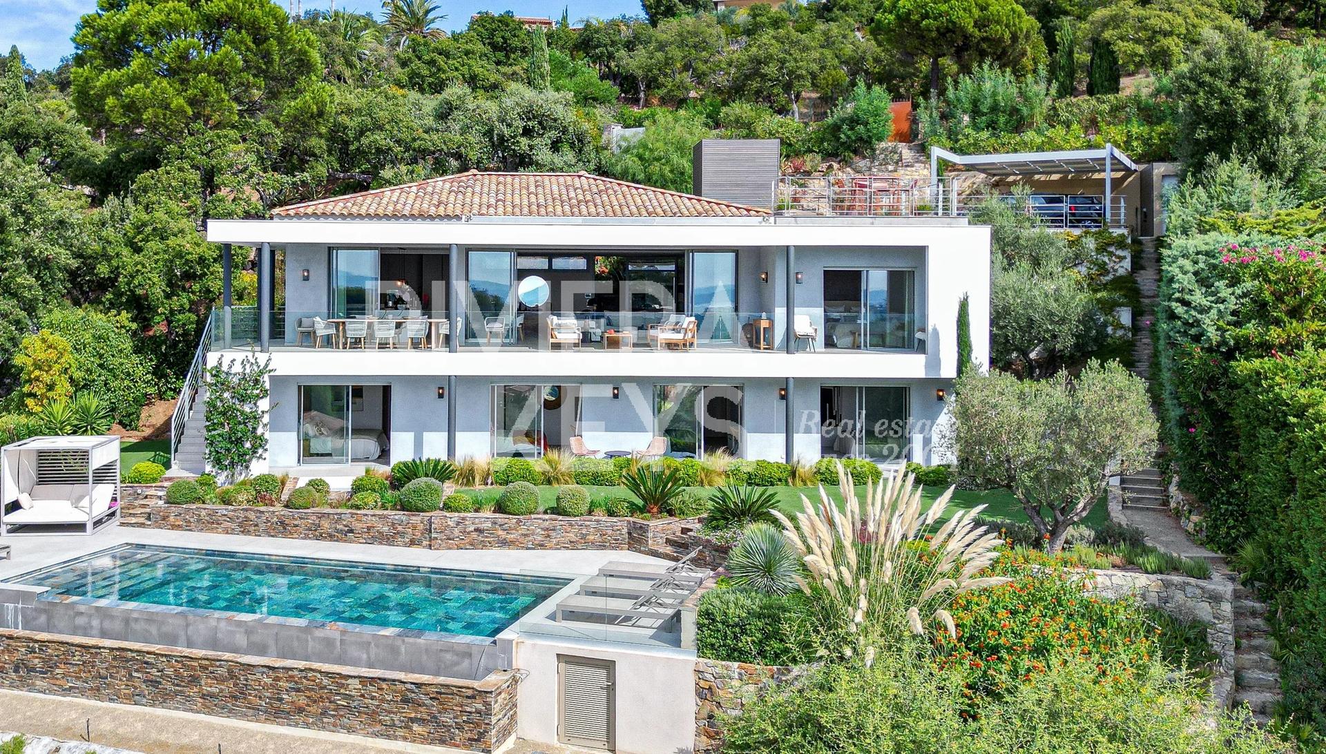 5-Bedroom Villa in Sainte-Maxime — photograph 3