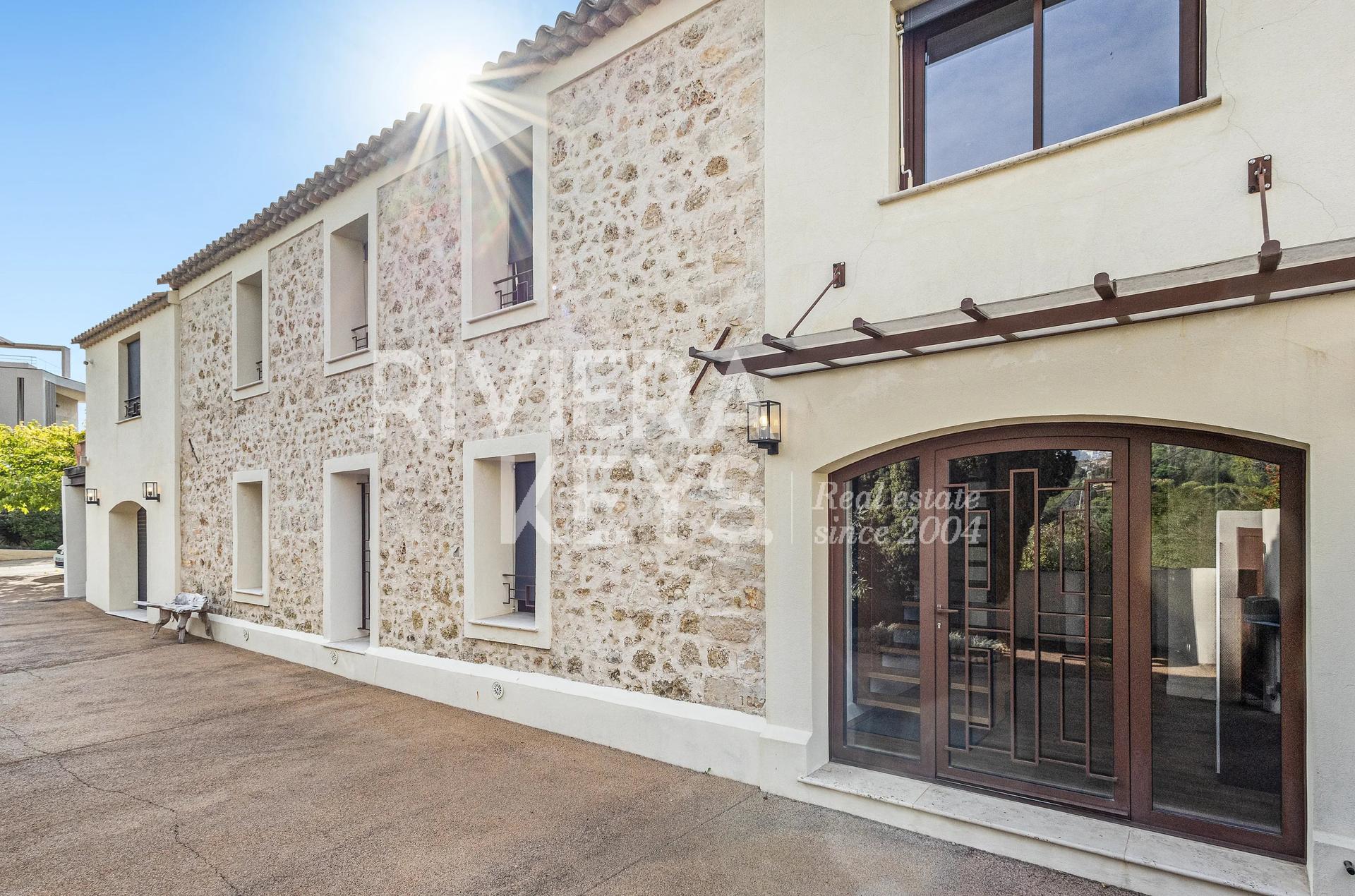 5-Bedroom Villa in Mougins — photograph 4