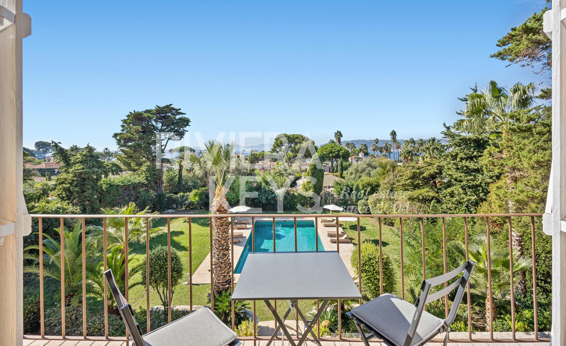 6-Bedroom Villa in Antibes — photograph 5