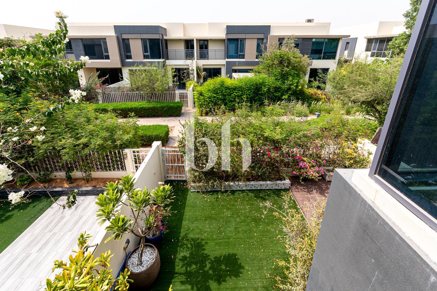 Four-bedroom townhouse in Dubai, UAE — photograph 2