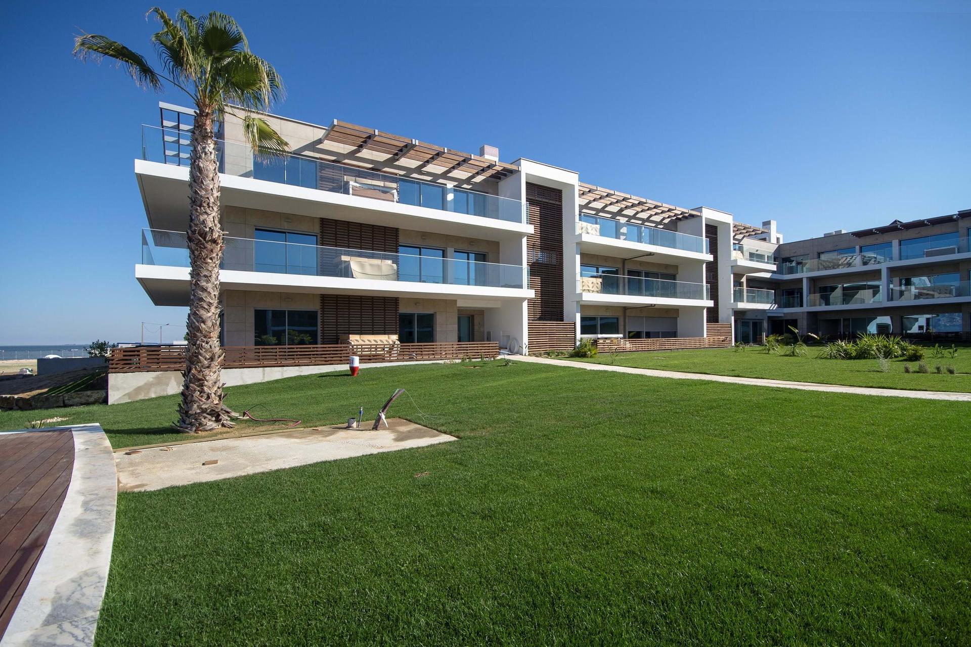 2-Bedroom Apartment in Alcochete — photograph 2