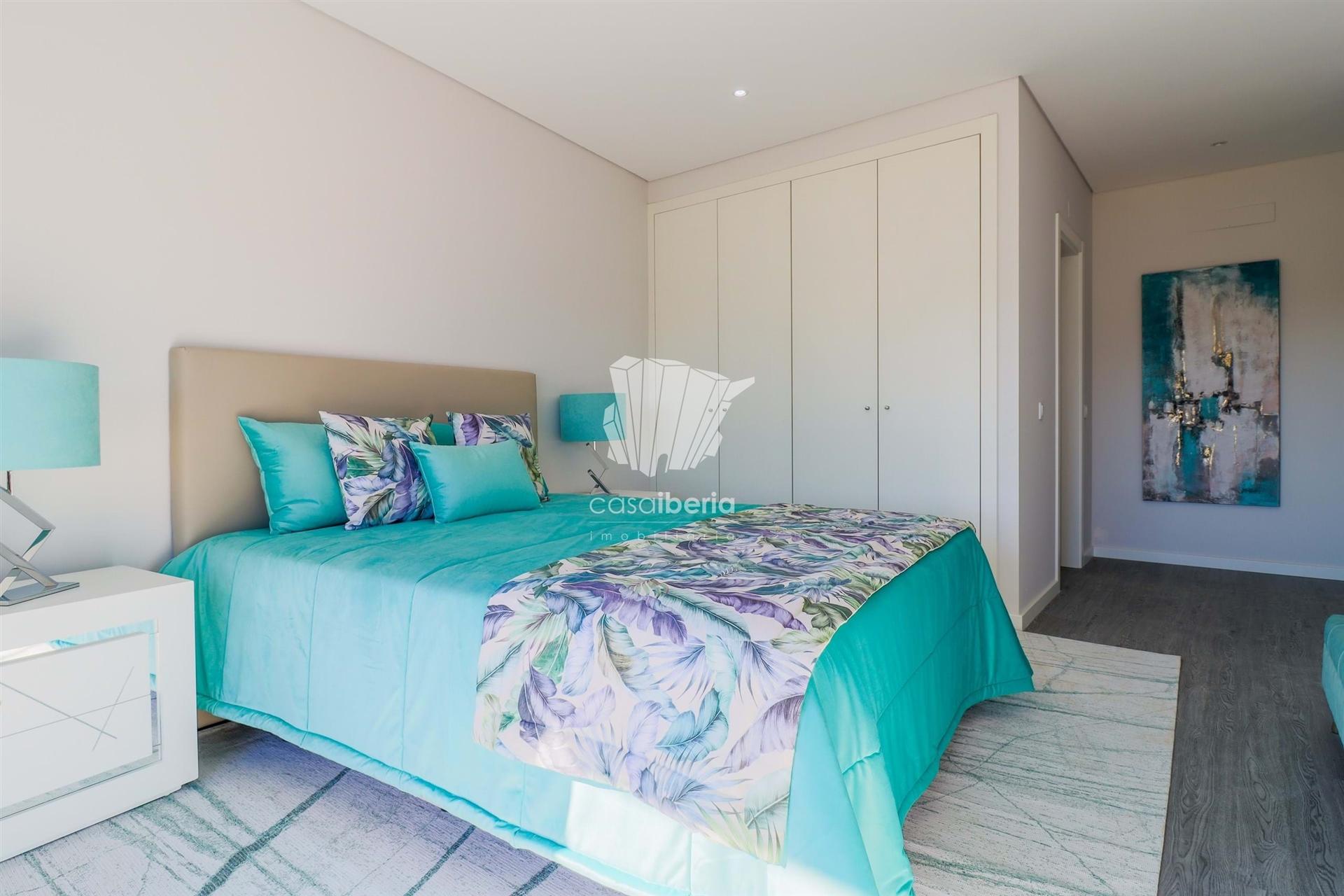 3-Bedroom Apartment in Quelfes, Olhão — photograph 3