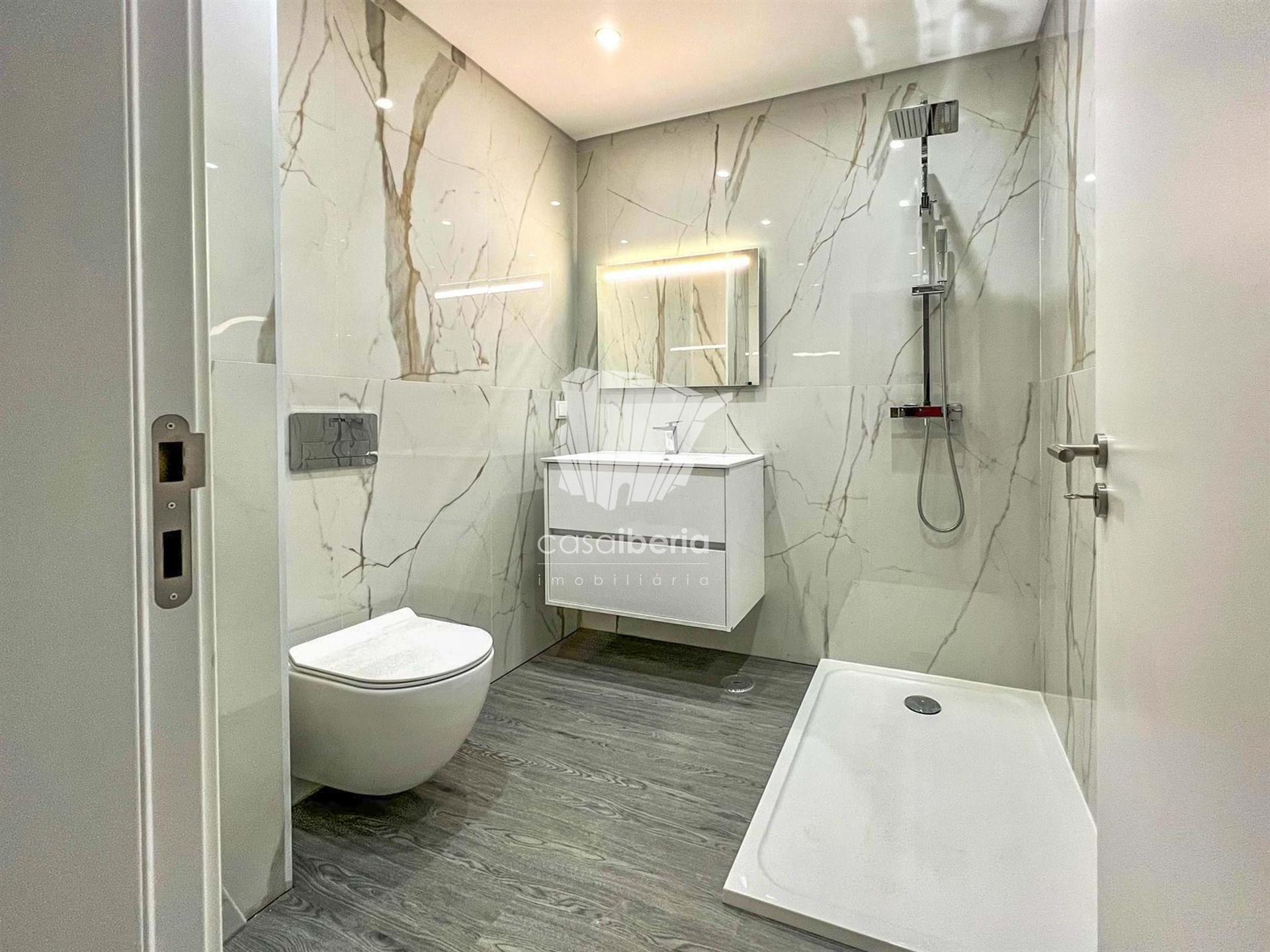 3-Bedroom Apartment in Quelfes, Olhão — photograph 5