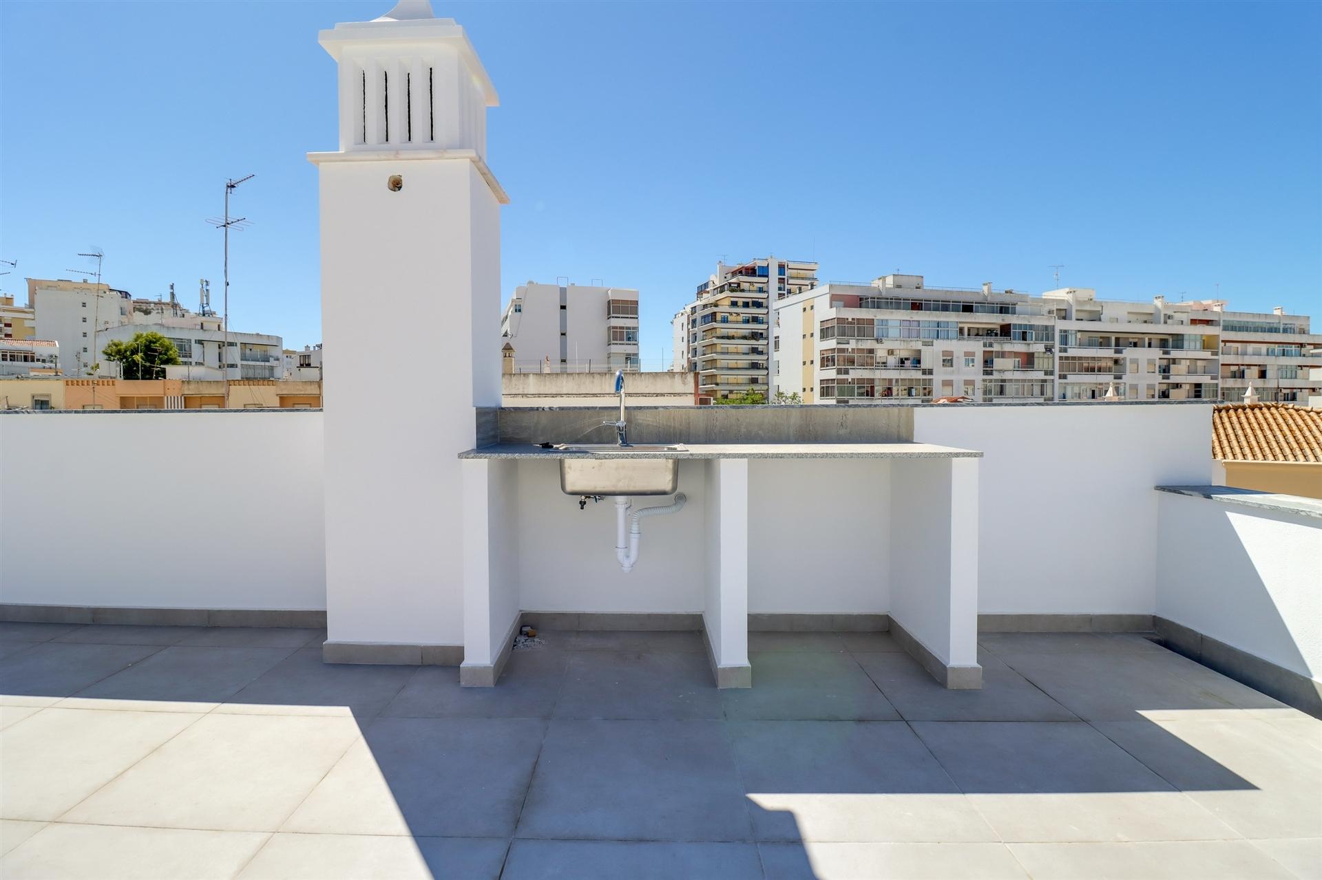 Modern House in Faro — photograph 5
