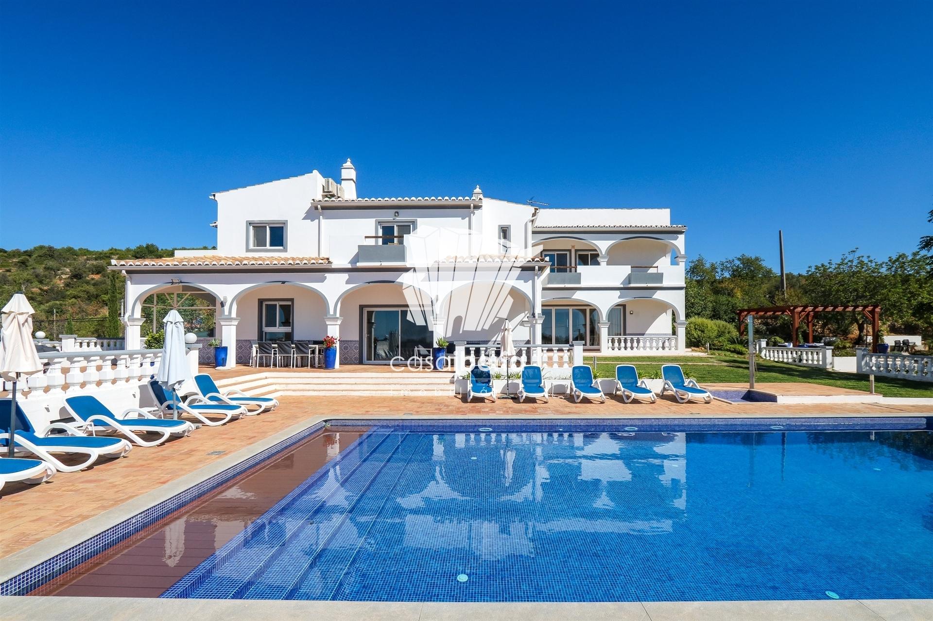 Country Villa in Faro — photograph 2