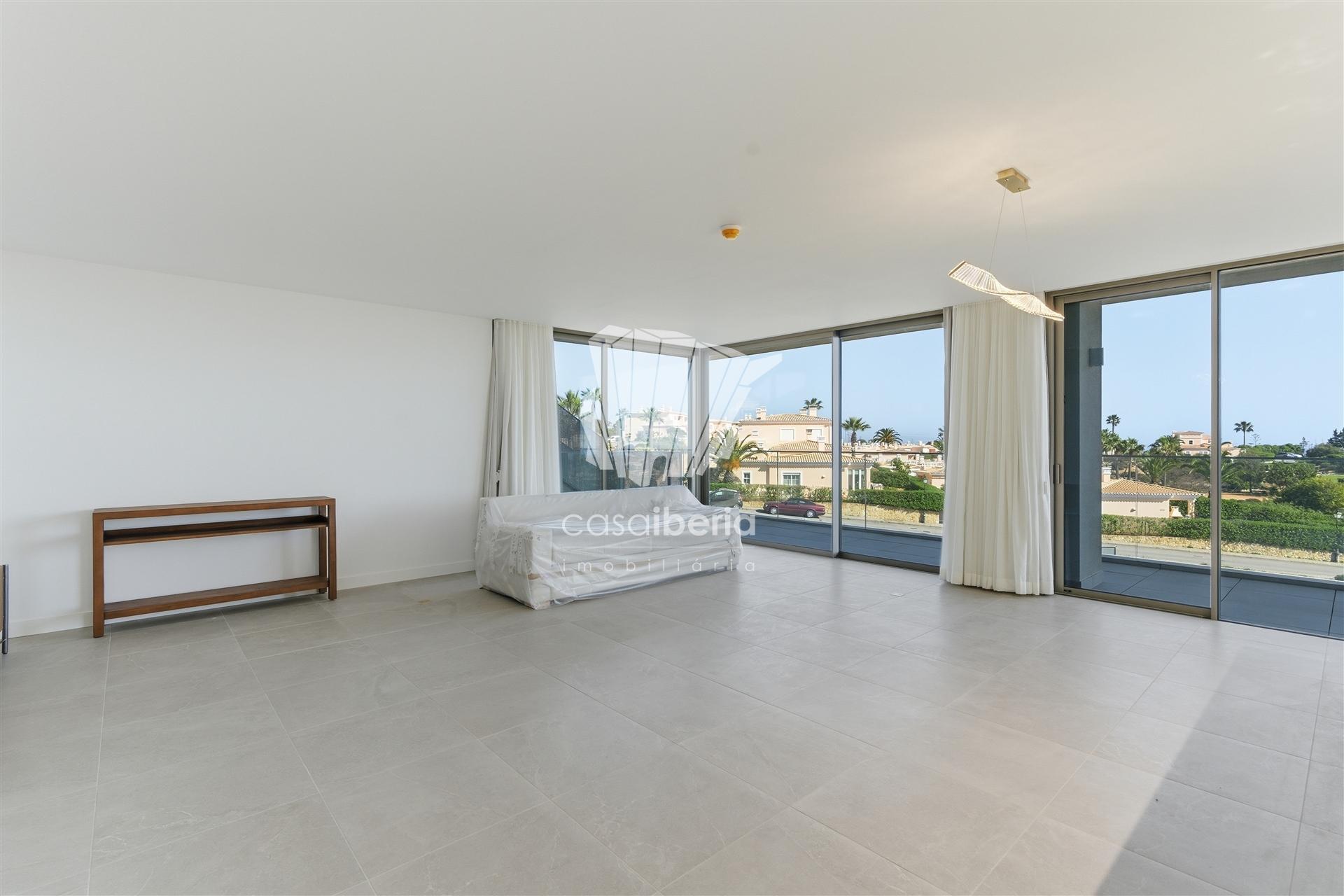 3-Bedroom Apartment in Carvoeiro, Lagoa — photograph 3