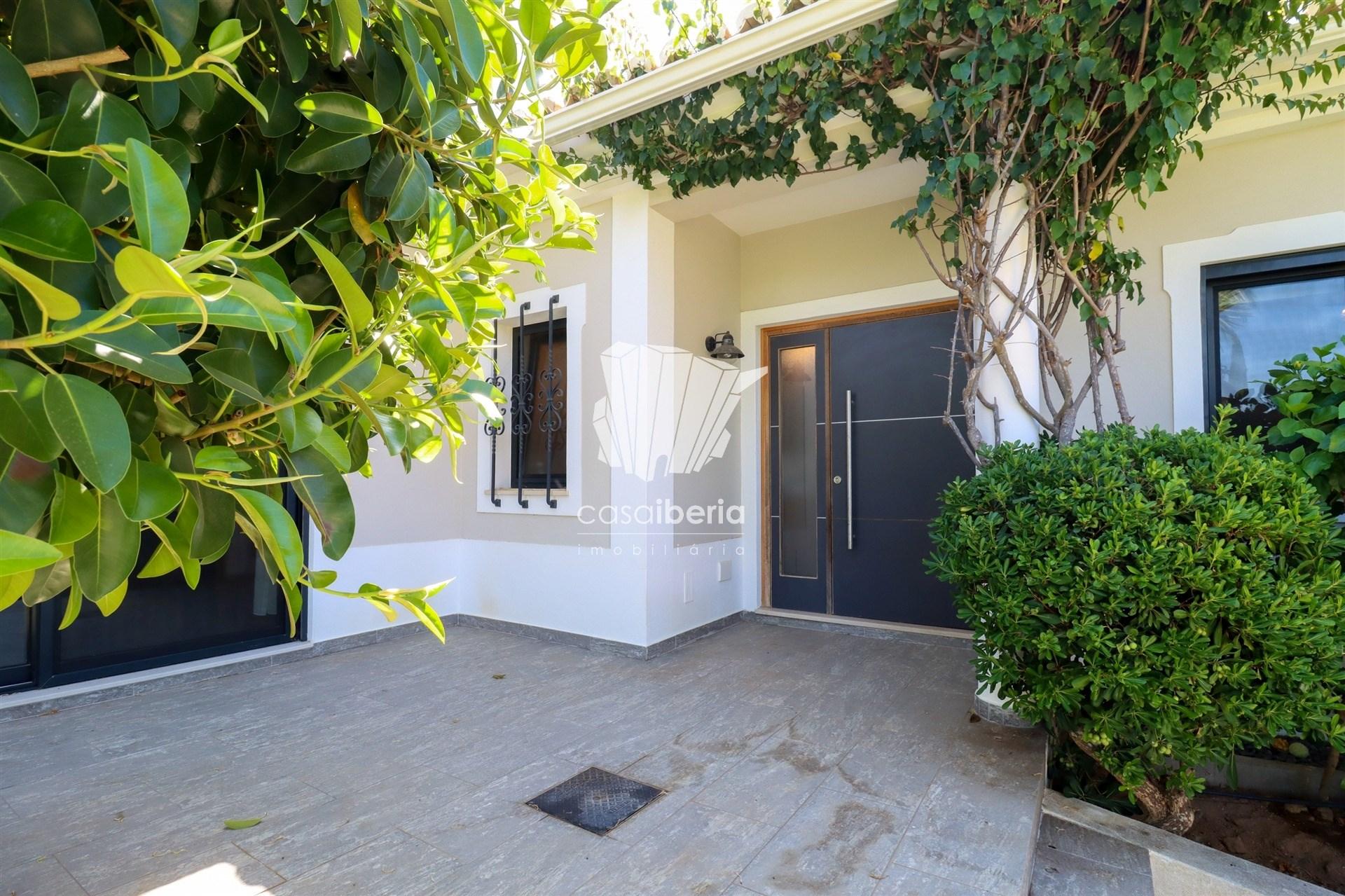 Single-Storey Villa in Lagoa — photograph 5