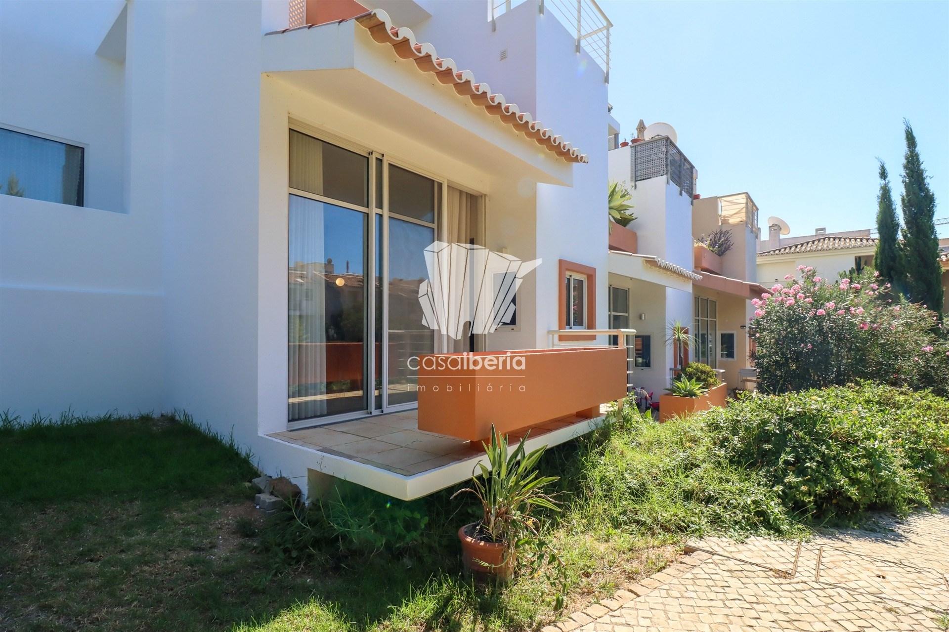 Renovated Terraced House in Lagoa — photograph 3