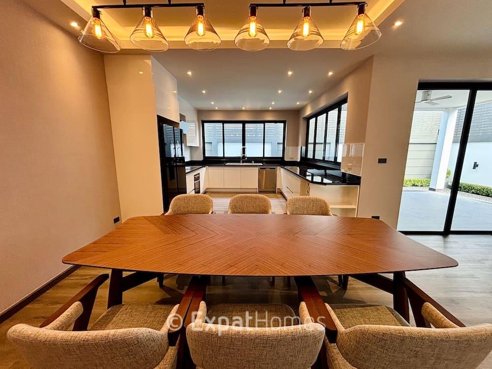 4-Bedroom House in Chiang Mai — photograph 5