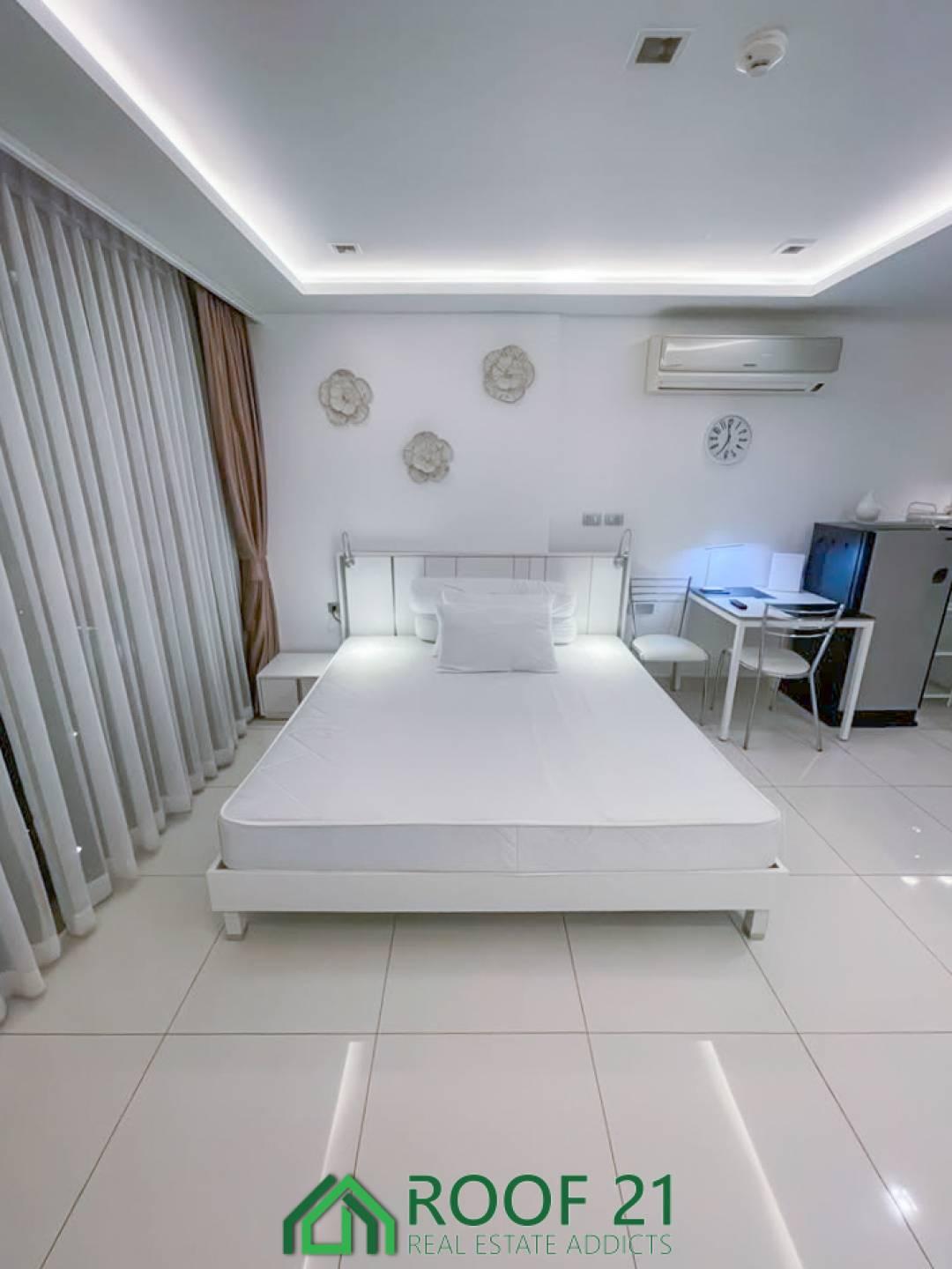 Condo in Wongamat — photograph 1