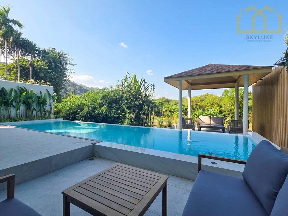 Family Pool Villa in Mueang Phuket — photograph 3