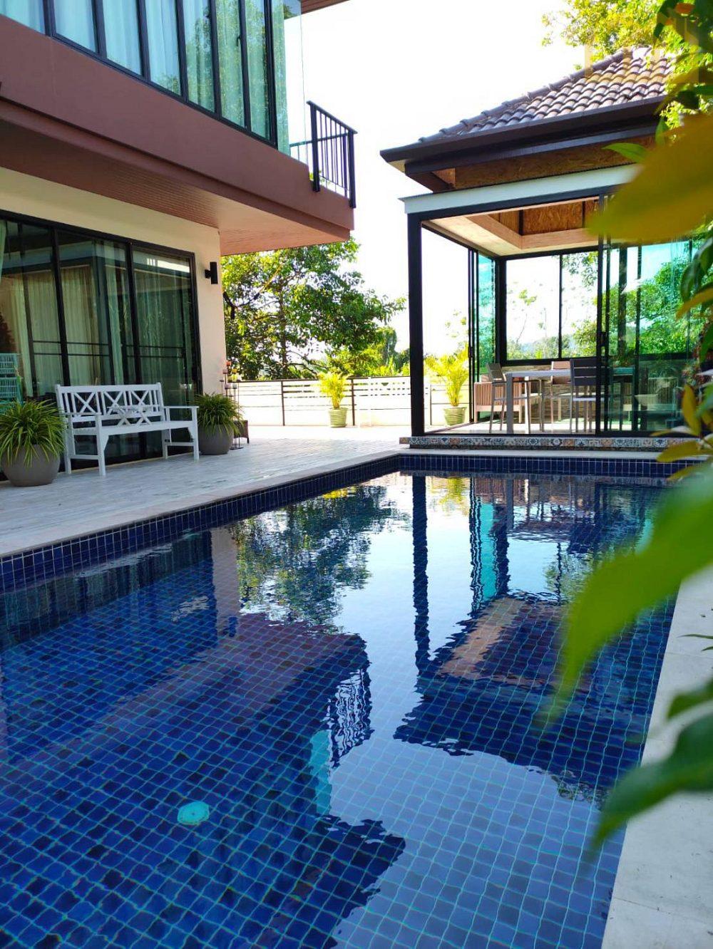 4-Bedroom Villa in Pasak, Thalang — photograph 1