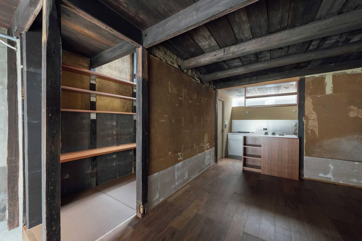 Machiya in Higashiyama-ku, Kyoto — photograph 1