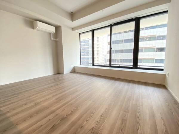 Brillia Tower Dojima – 11th-Floor Residence — photograph 3
