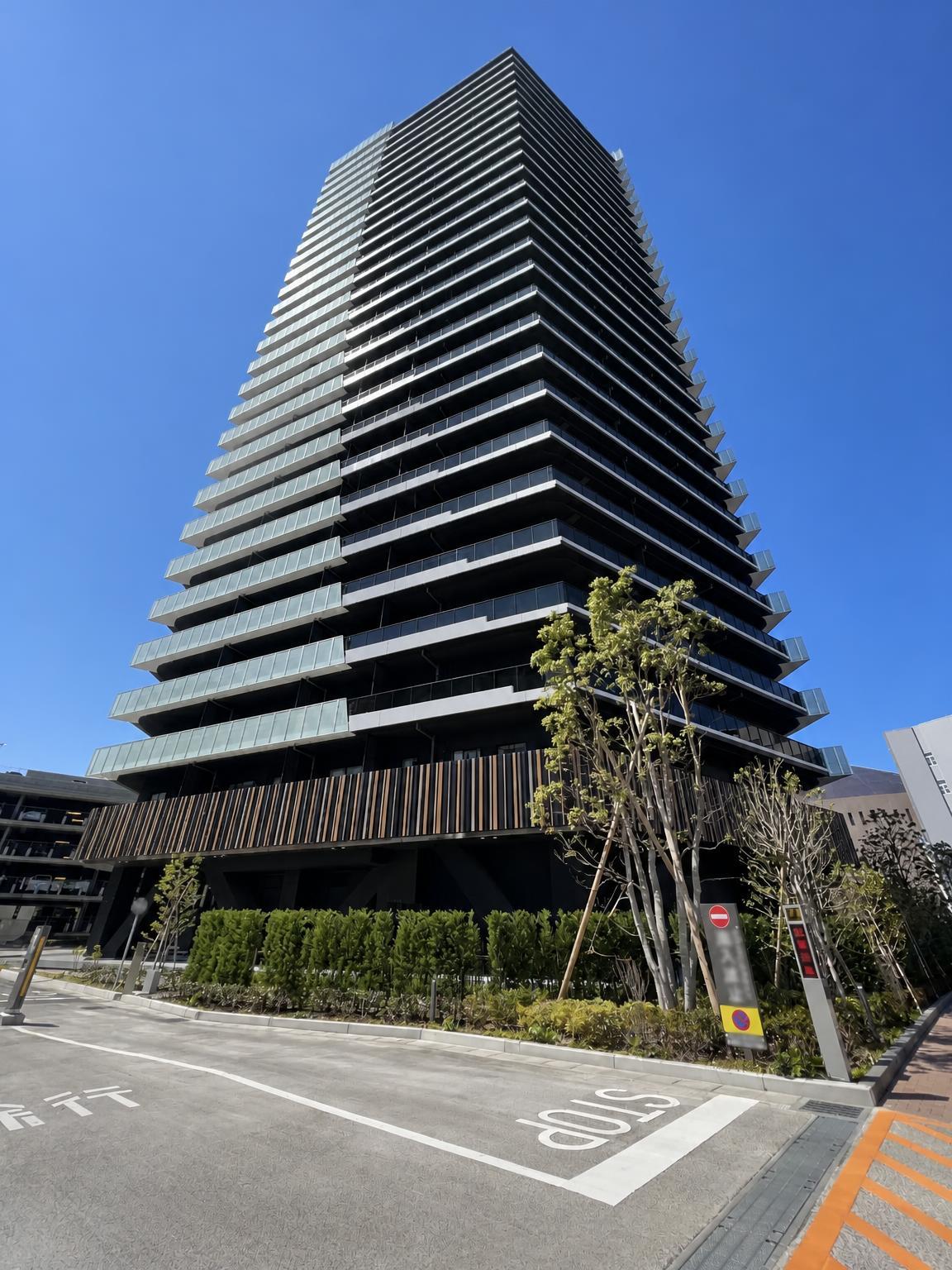 The Parkhouse Fukuoka Towers East — photograph 1