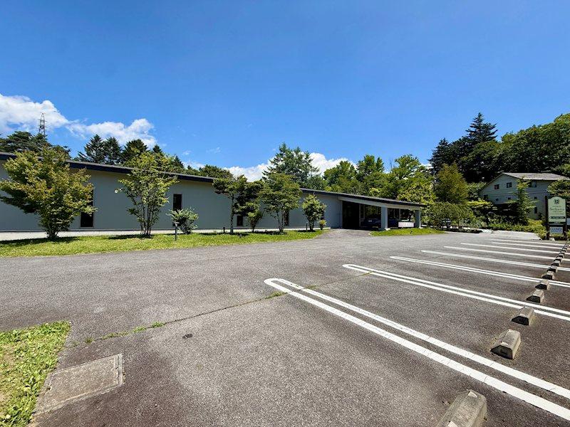 Retail in Karuizawa — photograph 5