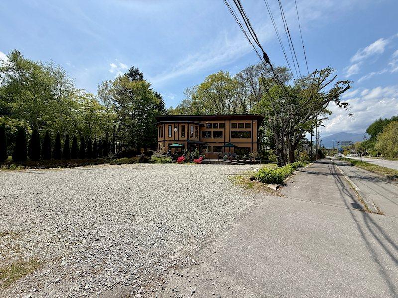 Retail in Karuizawa — photograph 5